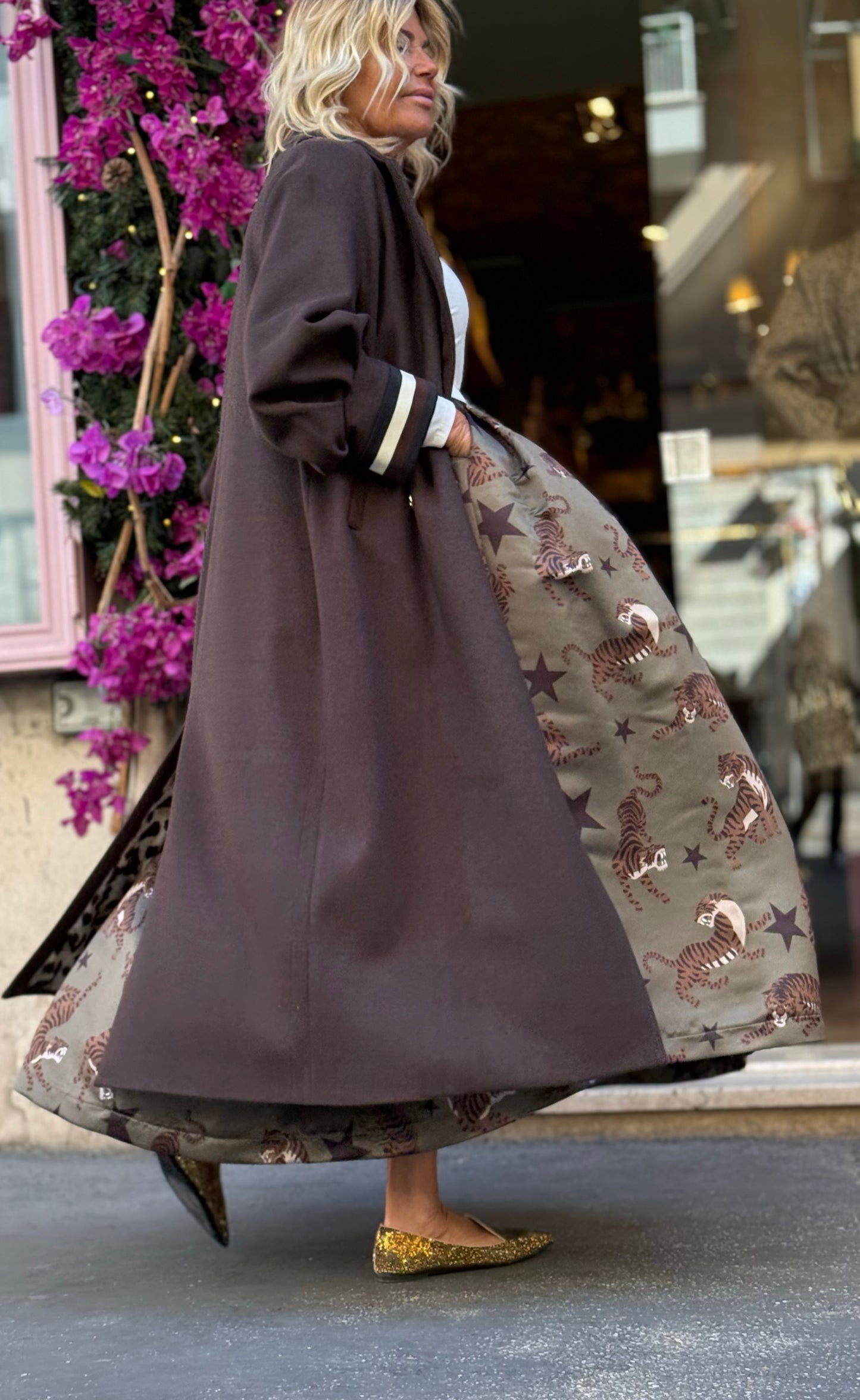 5 Progress cappotto marrone scuro con applicazione pantera cristalli e patch