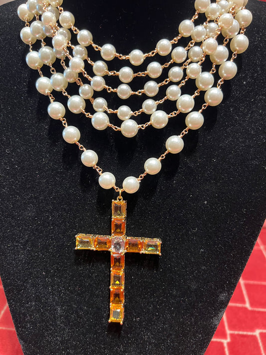 Marina Fossati collana perle croce gialla🌼