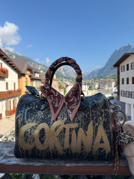 ABpink🩷 bauletto pelle colore nero dipinto a mano