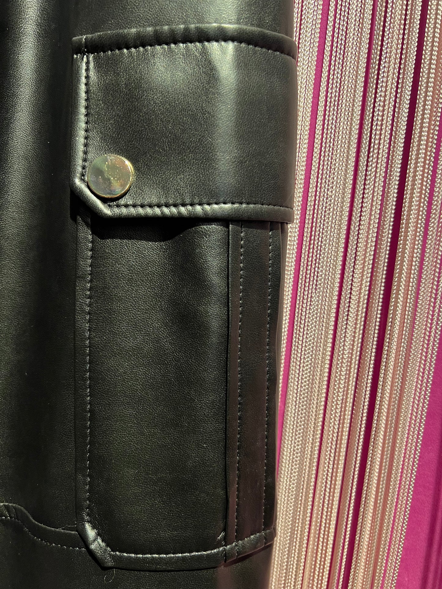 Simona Corsellini meno 50%pantalone cargo ecopelle nero