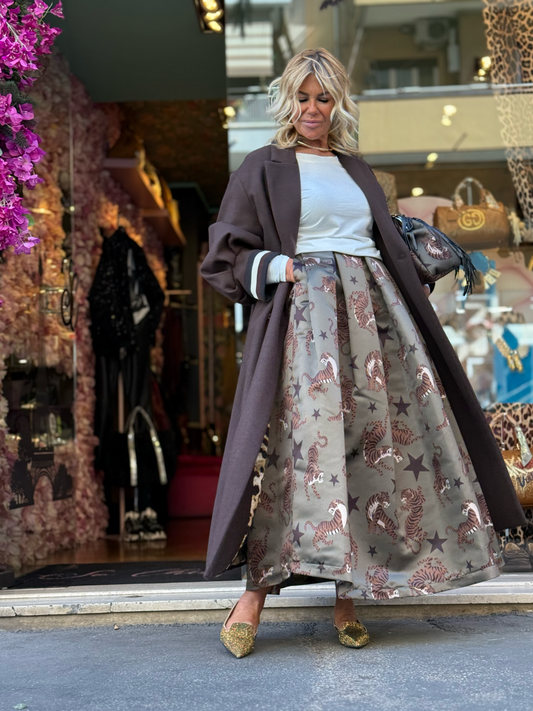 5 Progress gonna lunga fantasia con tigri