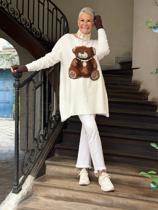 So chic maglia bianca con applicazione orso