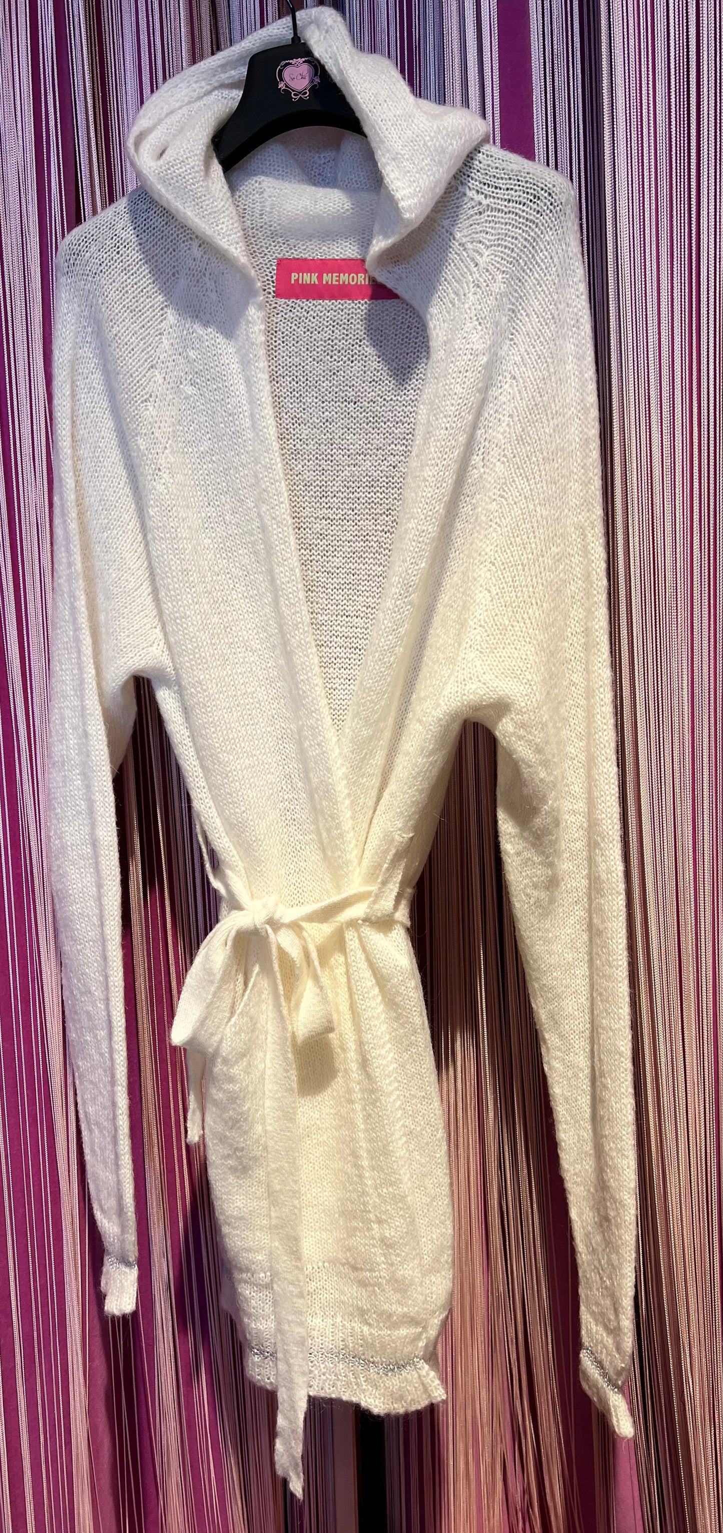 Pink memories meno 40% cardigan con cappuccio bianco