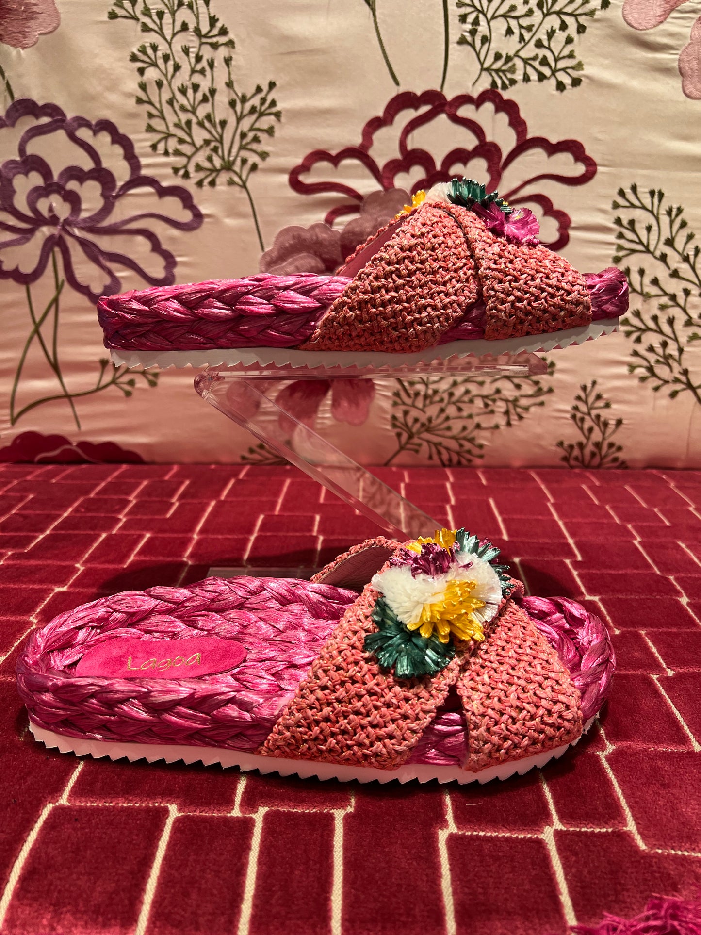 Lagoa meno 50 % ciabattina rafia fiori fucsia