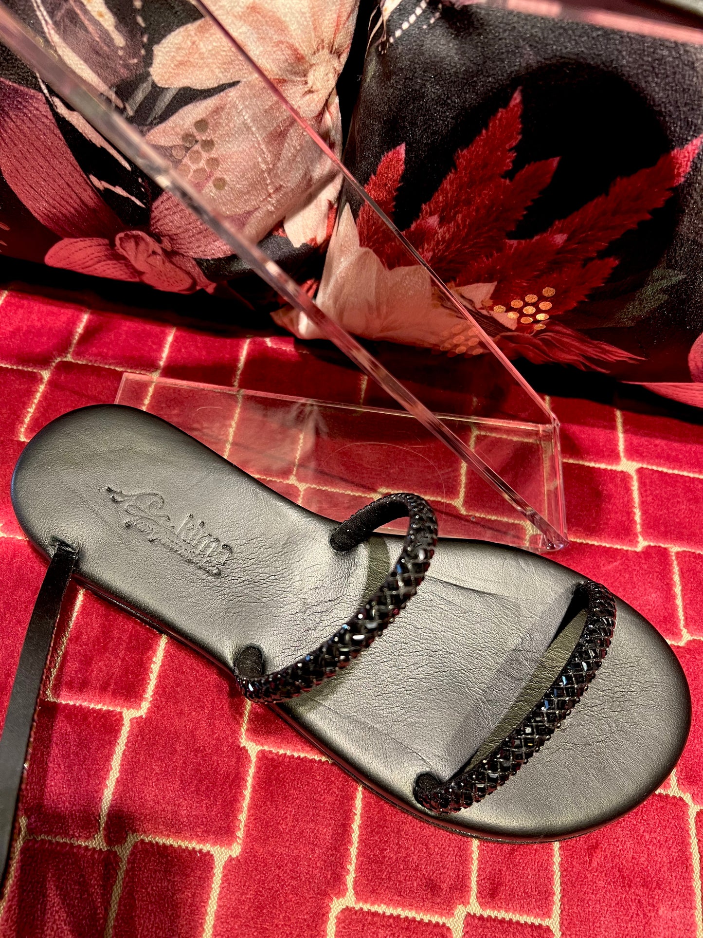 Kima meno 50% sandalo Swarovski nero