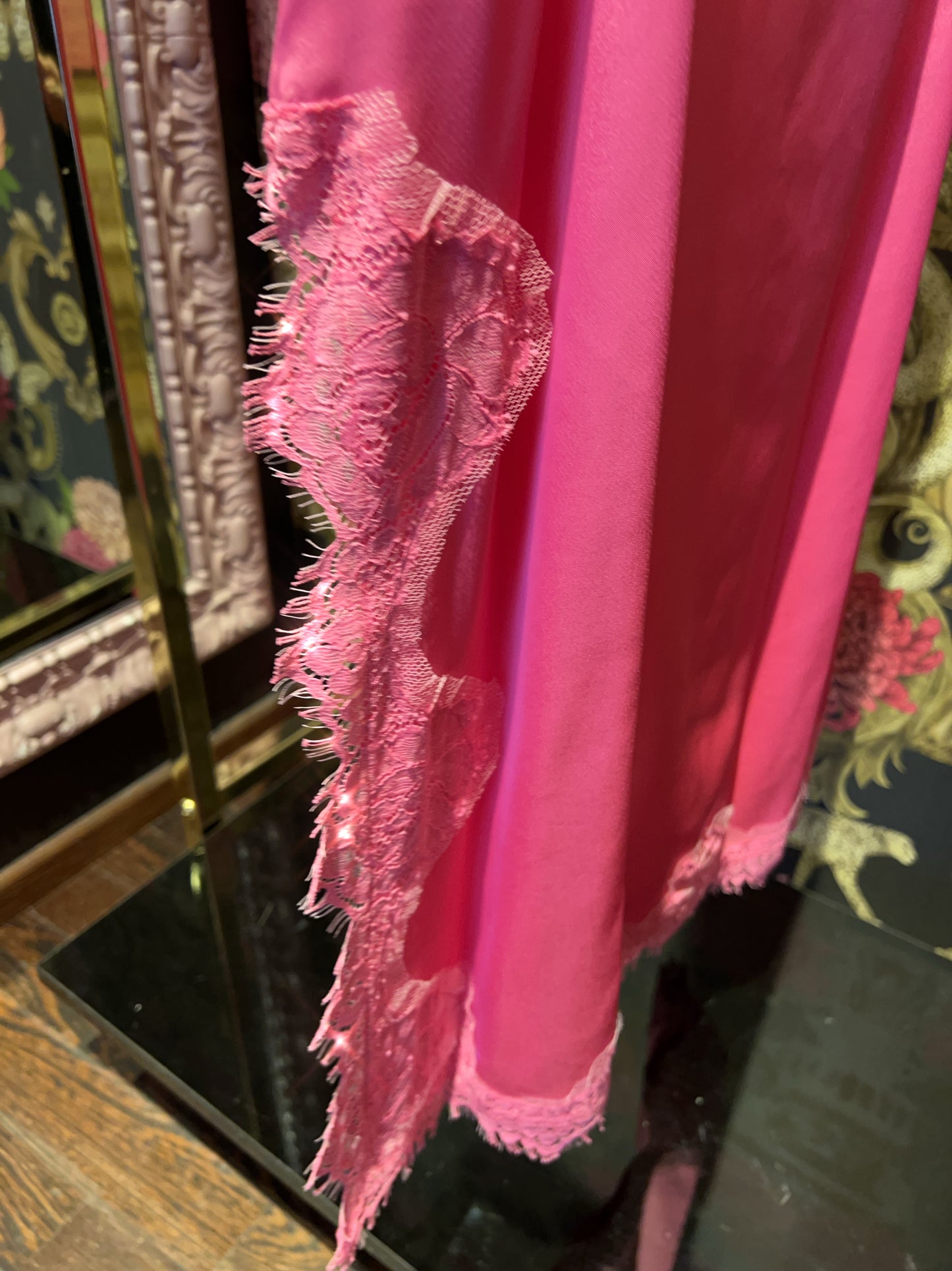 Pink memories abito sottoveste spacco pizzo fuxia