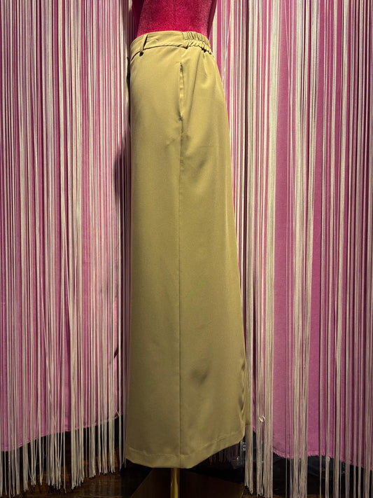 Pink memories gonna lunga con spacco color cammello
