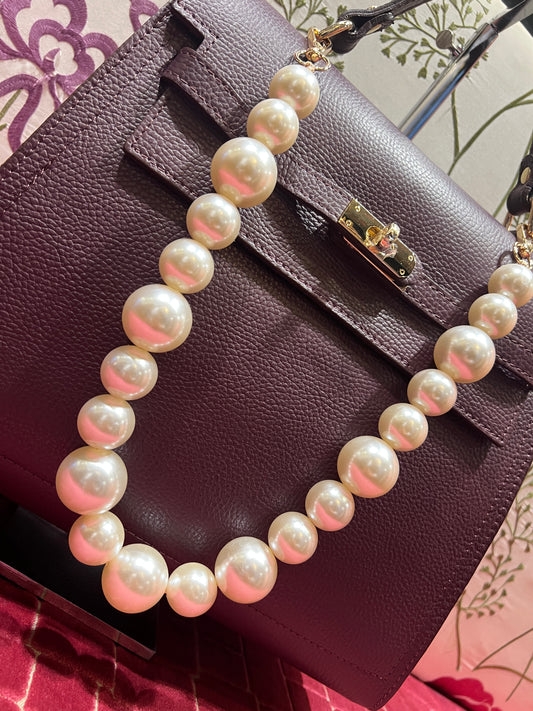 Borsa pelle Burgundy con tracolla e perle