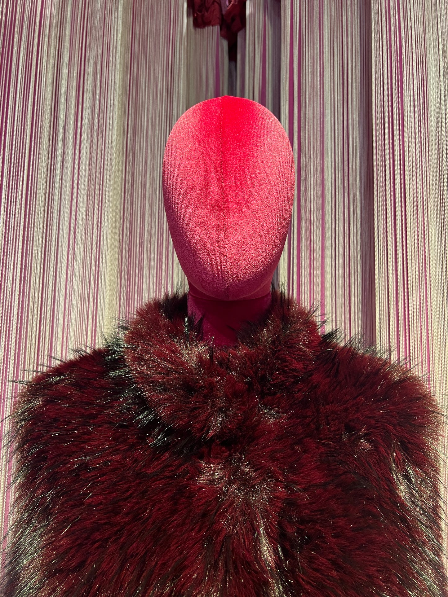 The room gilet ecopelliccia burgundi