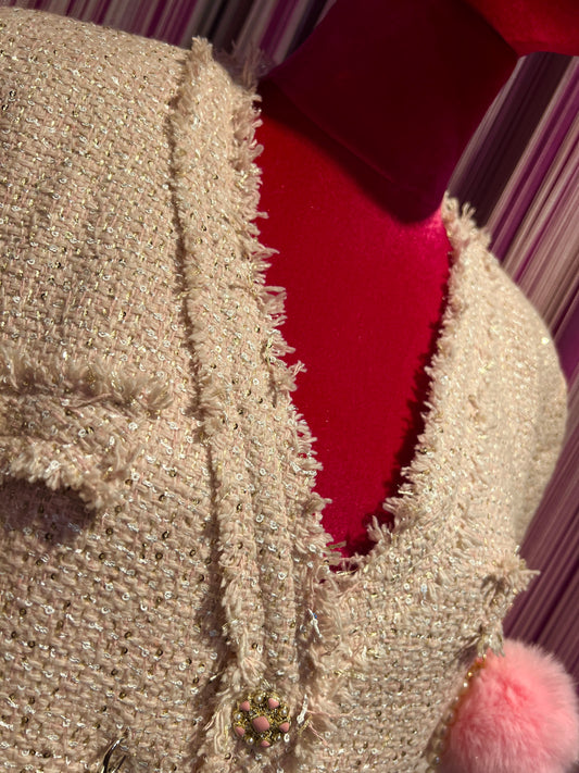 ABpink🩷 giacca in tweed boucle’ rosa con applicazioni spille e pon pon rosa
