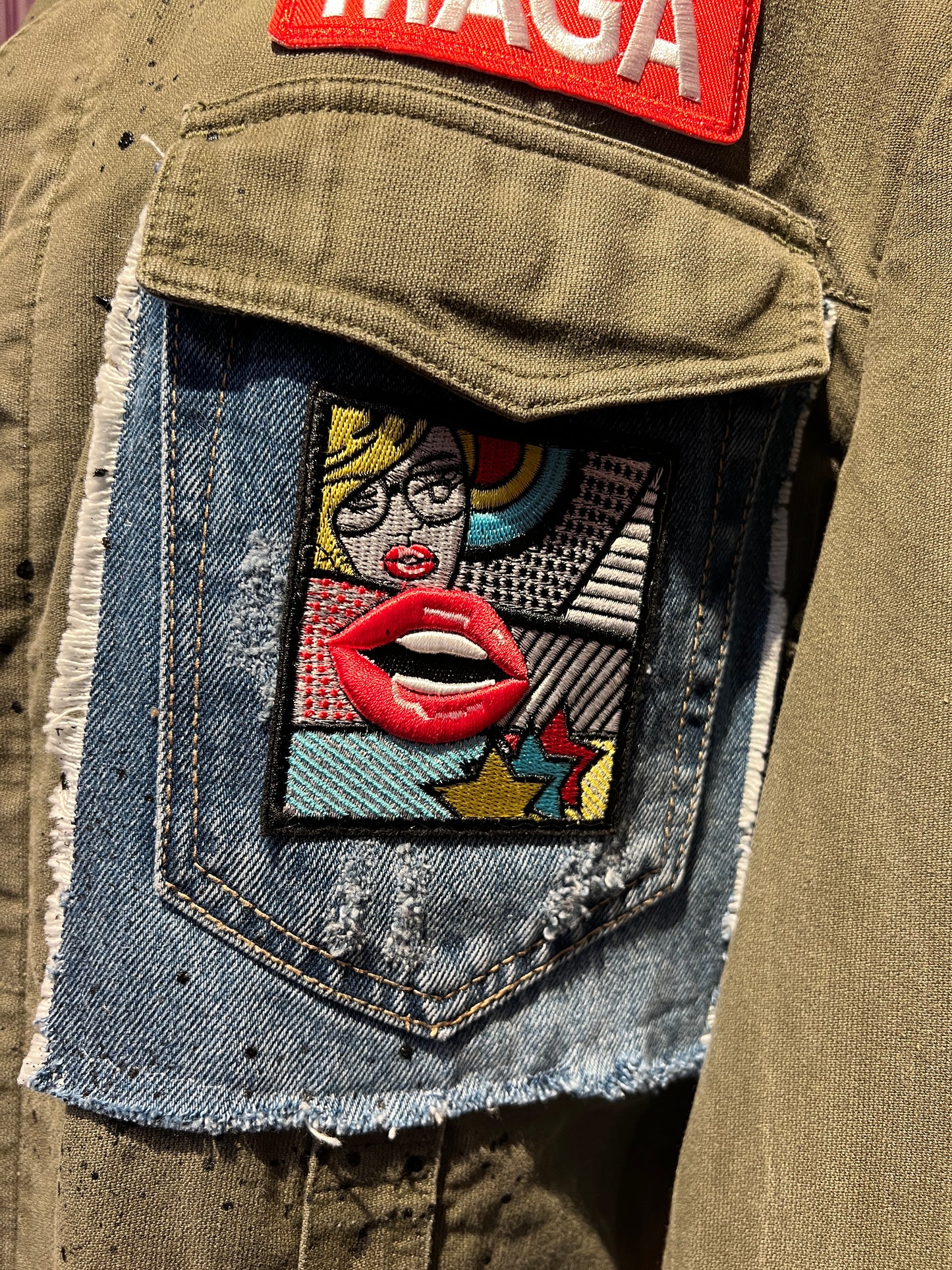 ABpink 🩷giacca la verdina unisex verde militare patch bocca e applicazioni jeans e braccio di ferro