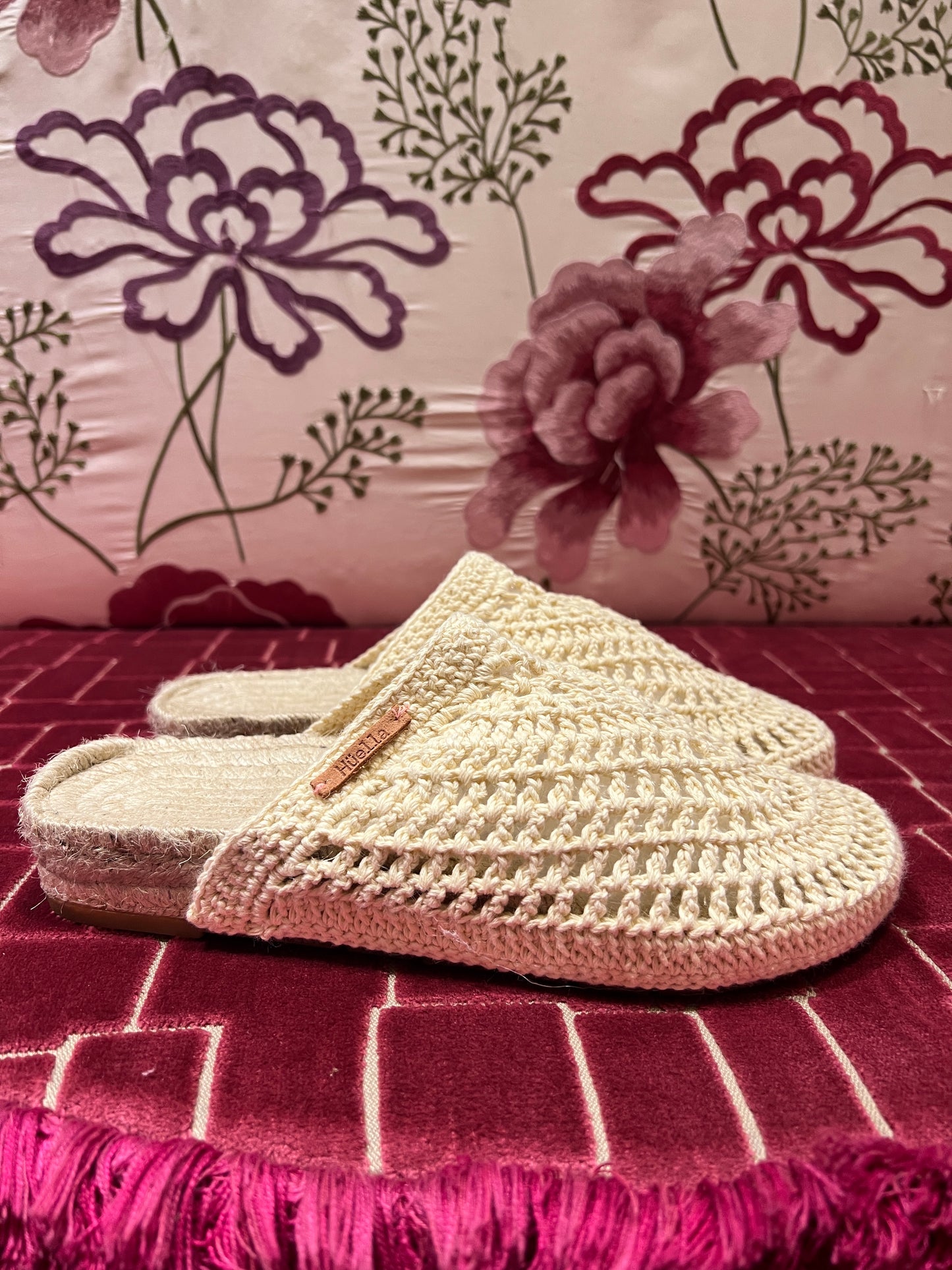 Huella espadrillas crochet panna aperte dietro