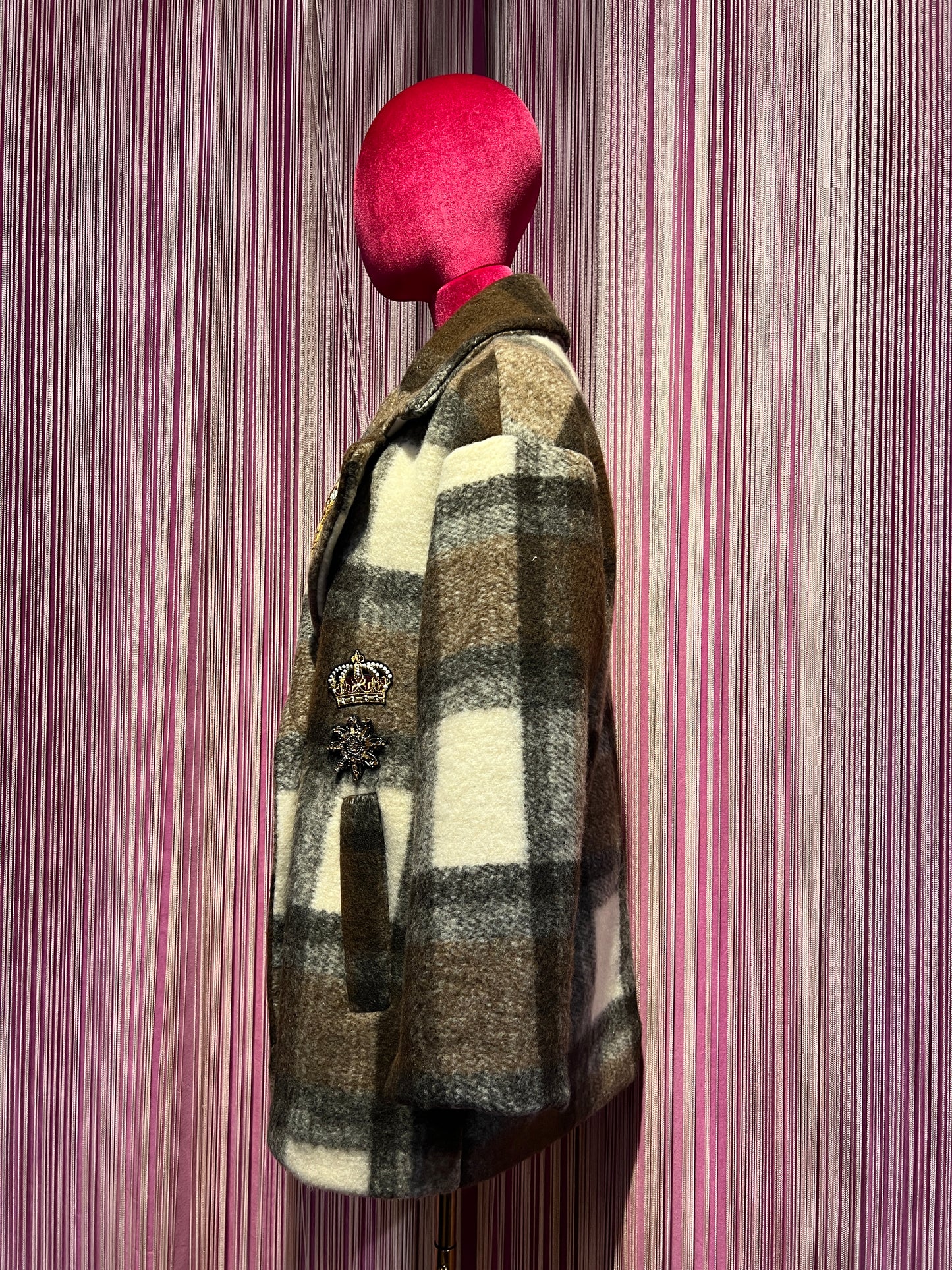 ABpink 🩷 quadrettona cioccolato con patch cristalli e teddy