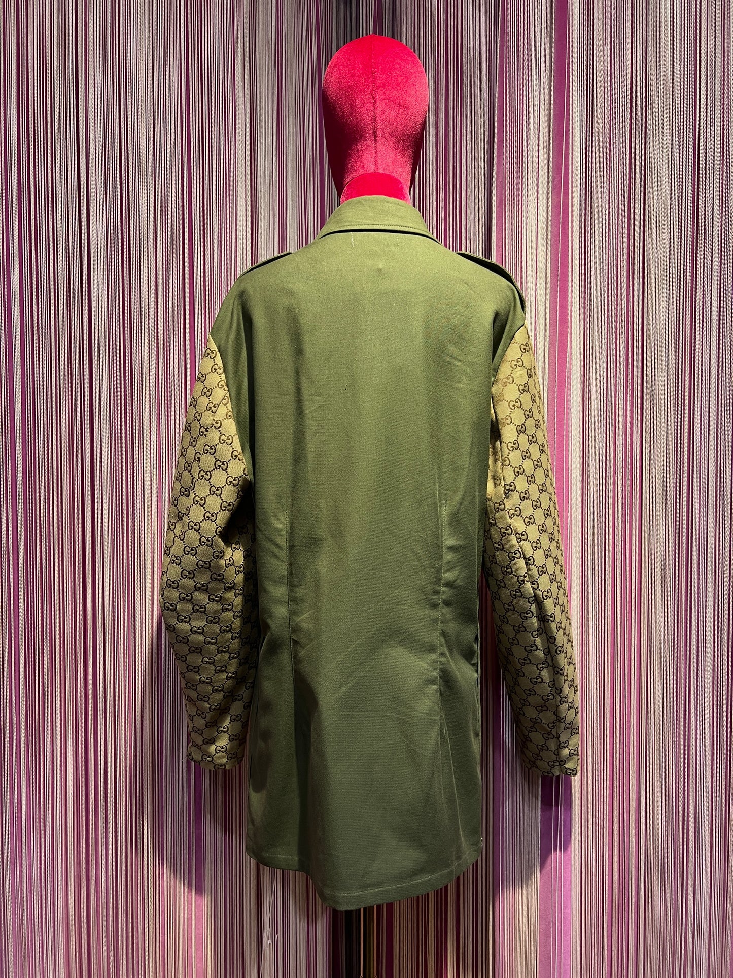 ABpink la verdina , giacca militare con maniche logate e patch fiori cristalli, fiori ricamati e cuore sacro