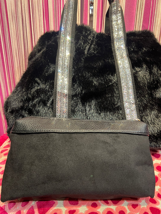 Borsa ecopelliccia nera due manici Swarovski e pochette