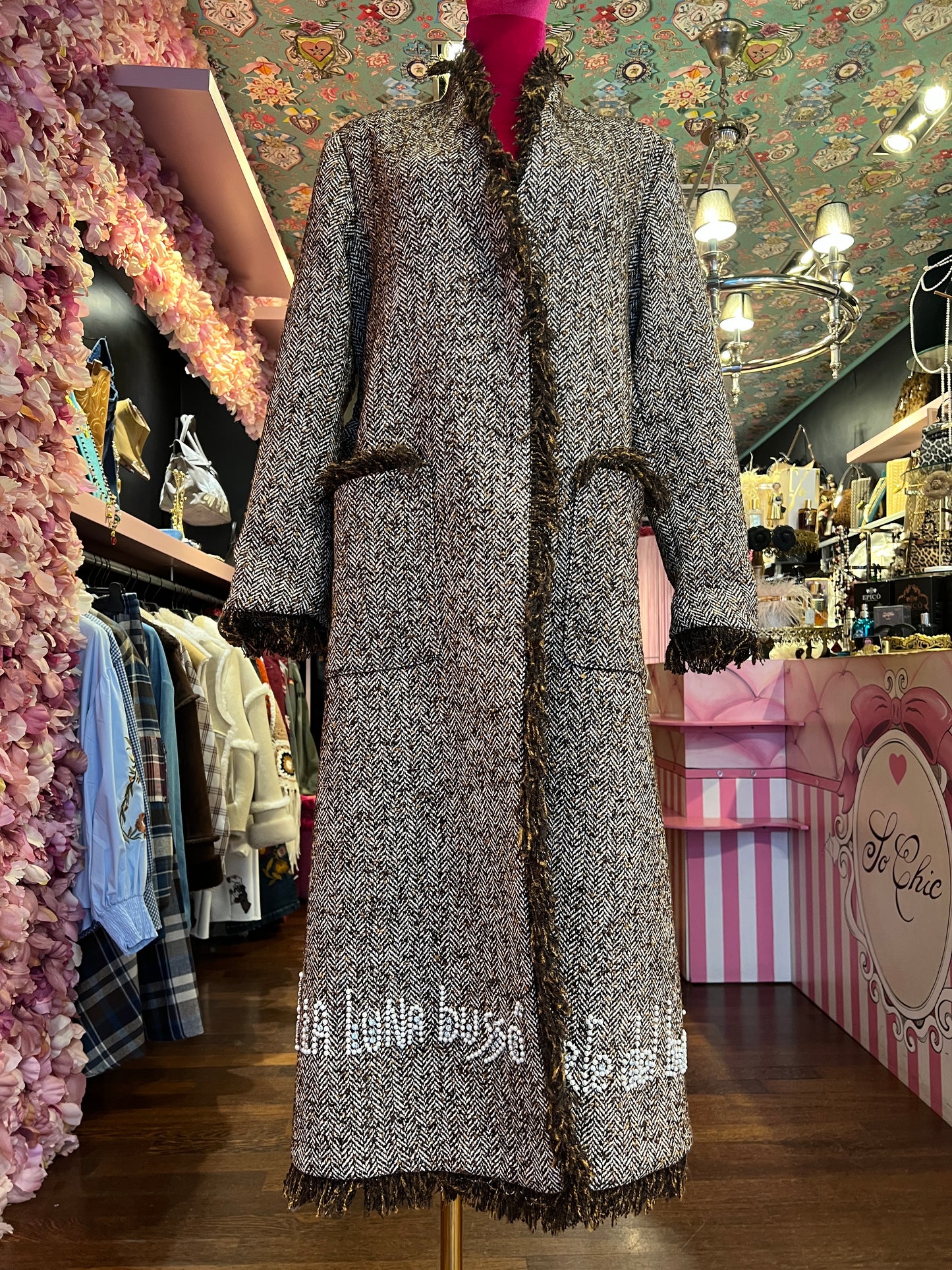 Front street cappotto tweed con dettagli sfrangiati ,  scritta perle