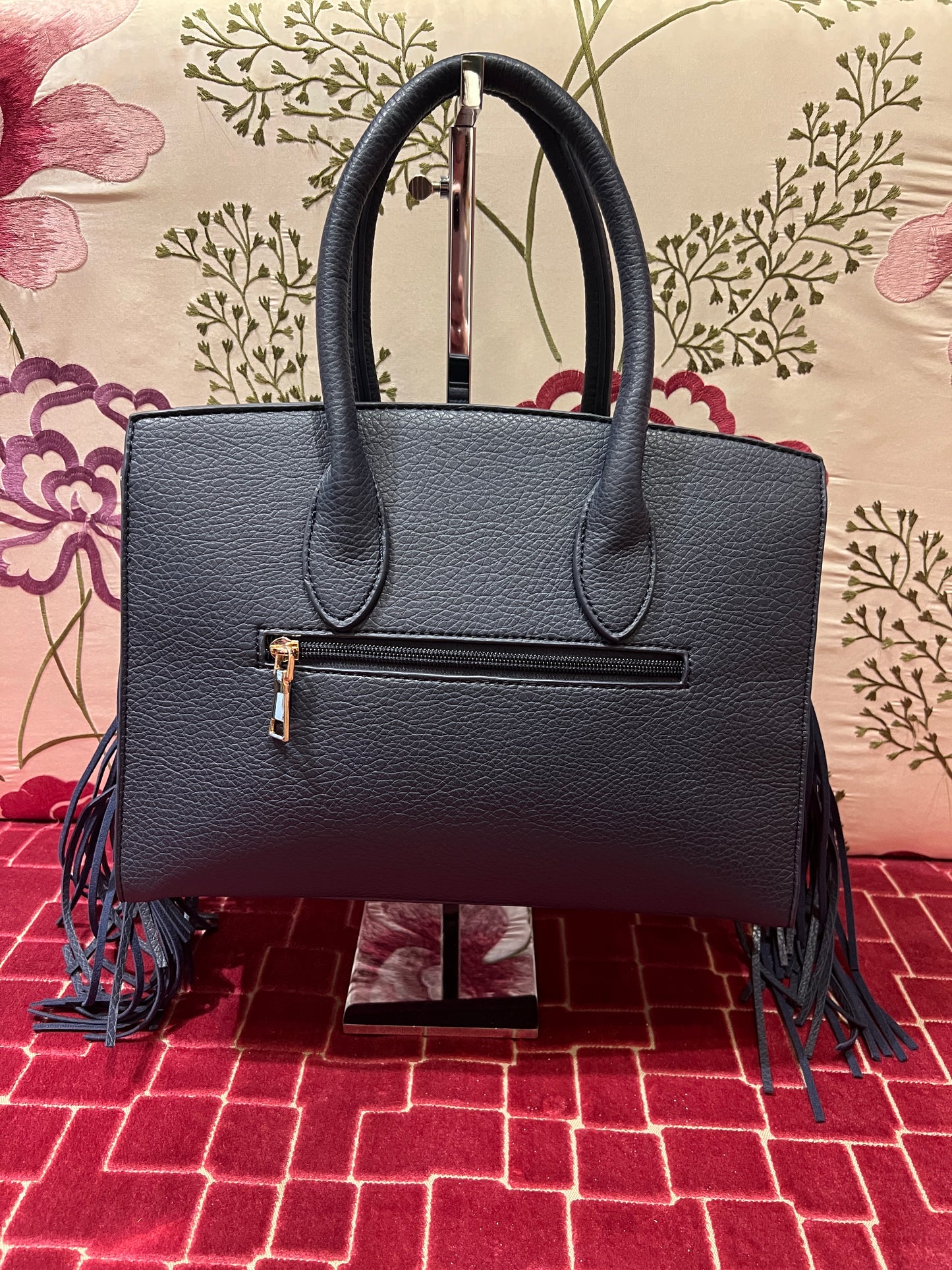 Borsa ecopelle blu con frange laterali e tracolla