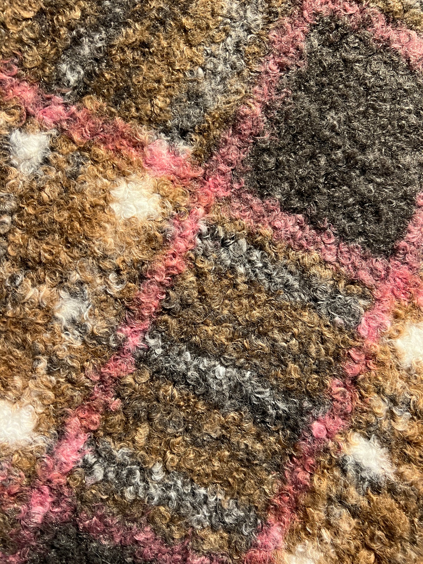 ABpink 🩷 mantella boucle ‘ fantasia tartan con cappuccio , interno in ecopelliccia, patch teschi cristalli