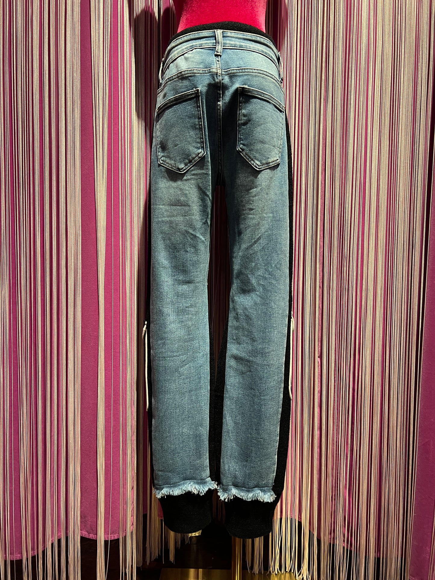 Love & roses jeans con inserti in tessuto, coulisse in vita e cannole’ caviglia