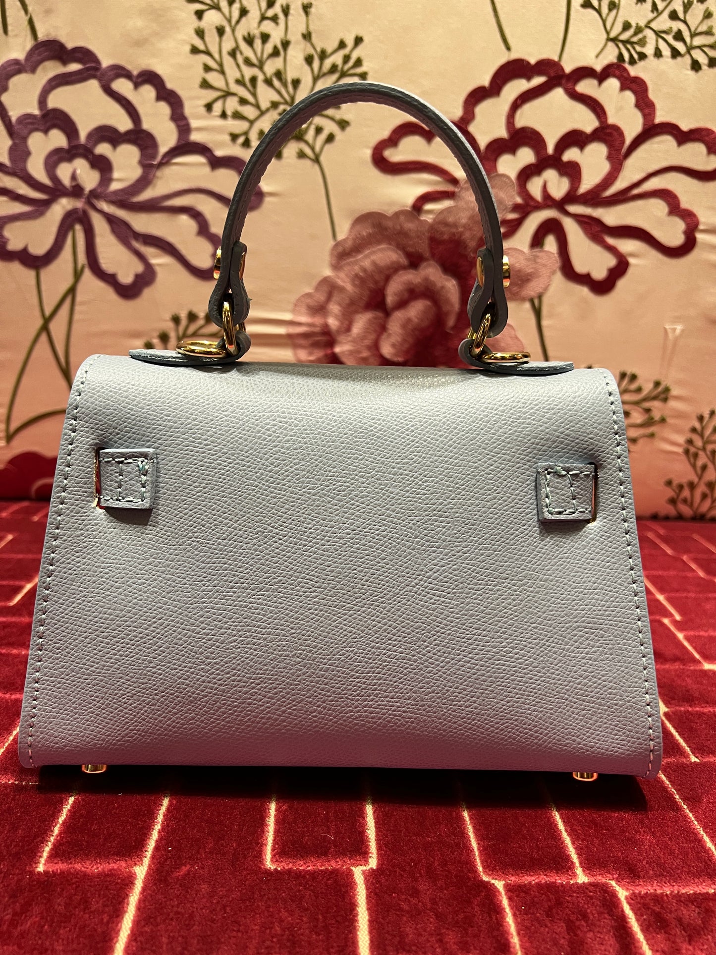Borsa a mano in pelle celeste con tracolla