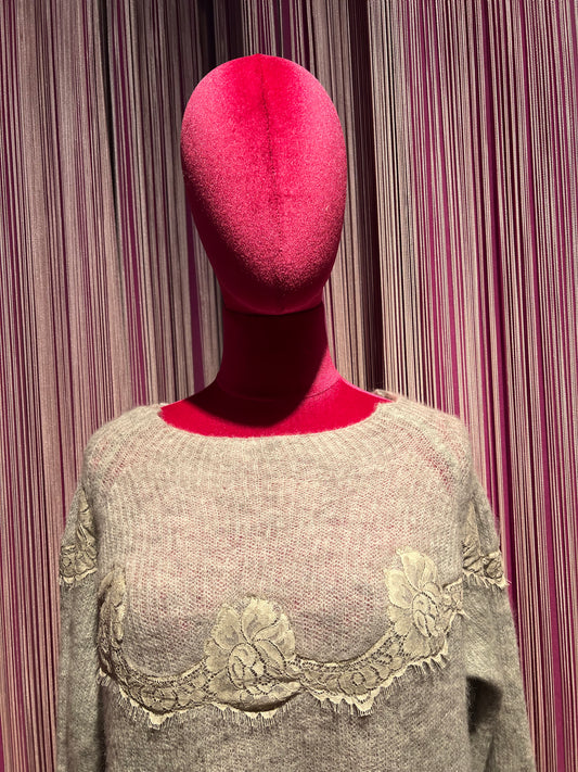 Pink memories maglia scollo barchetta con pizzo grigio