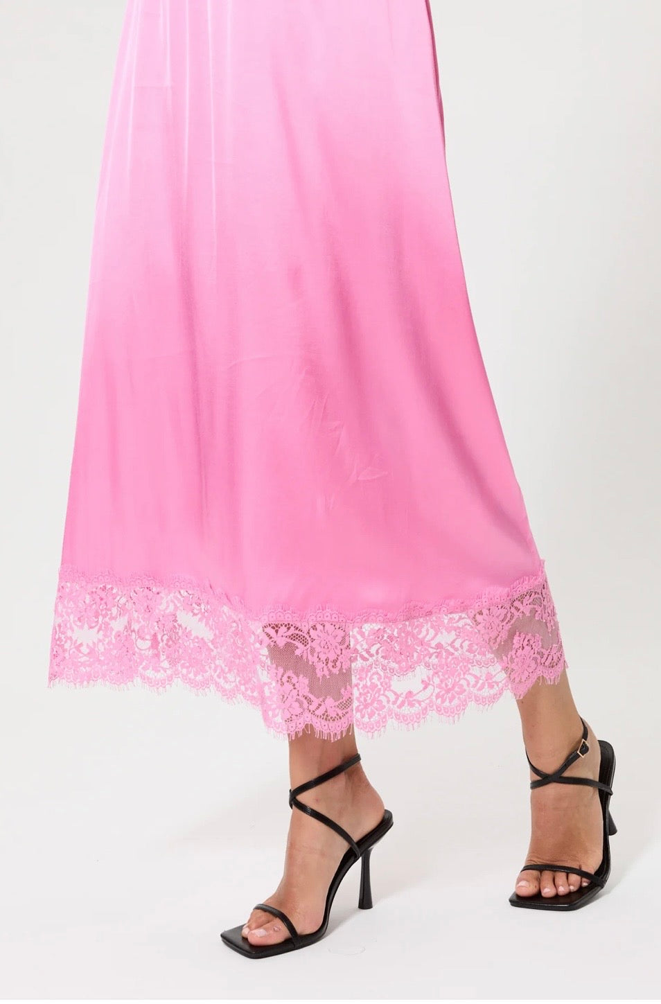 Pink memories -40% di sconto gonna in raso con pizzo rosa bubble