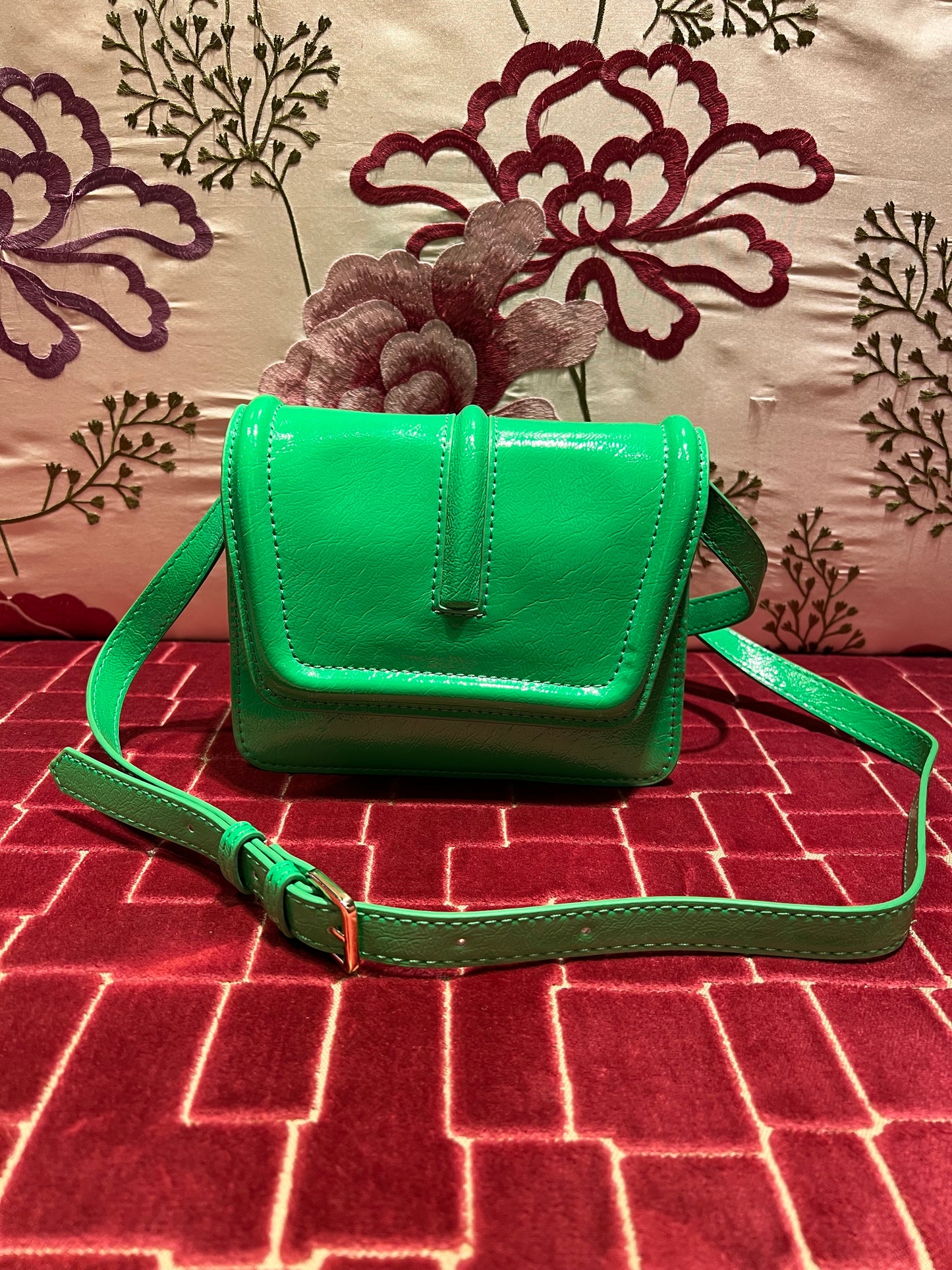 Essentiel antwerp borsa con tracolla vernice verde