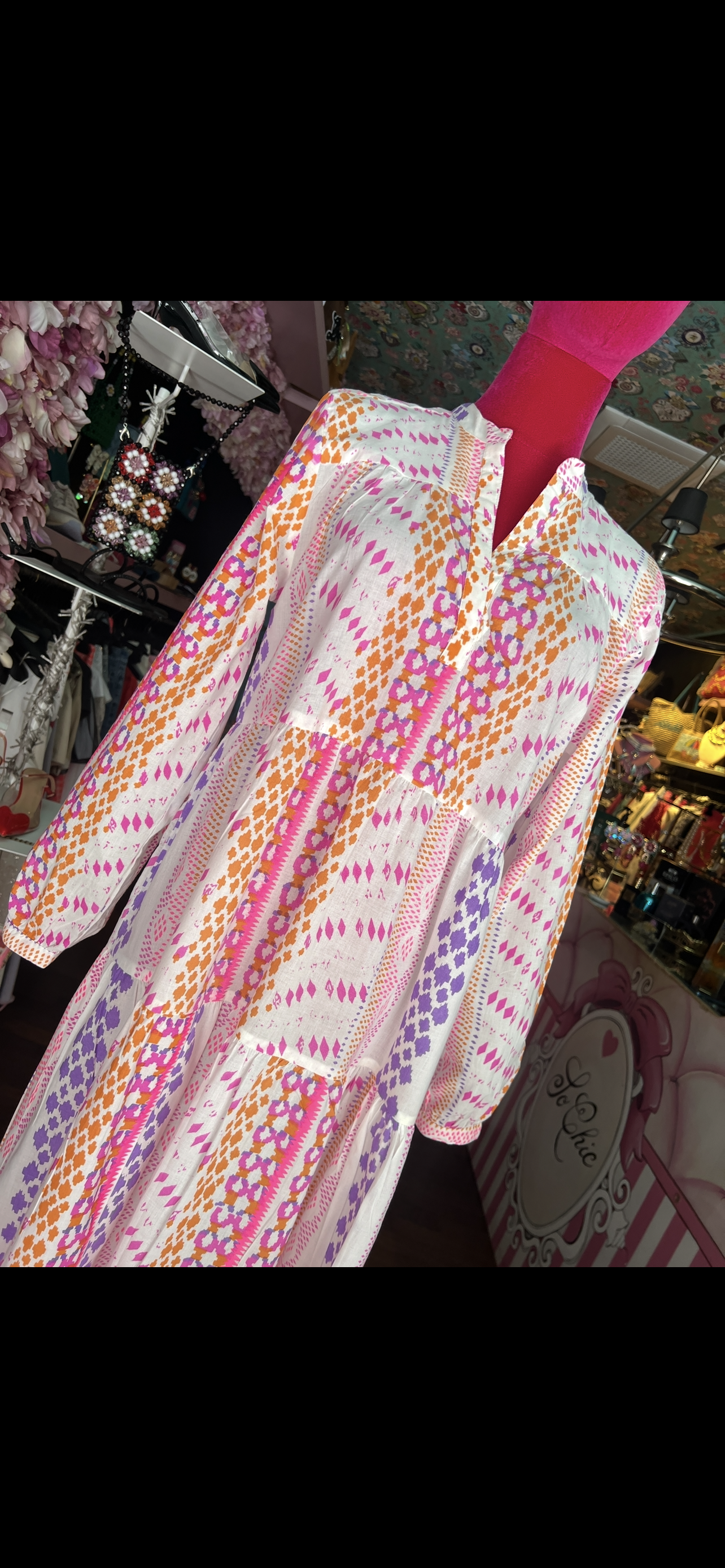 Mon amour Paris meno 20% di sconto abito lungo a balze fantasia fondo bianco