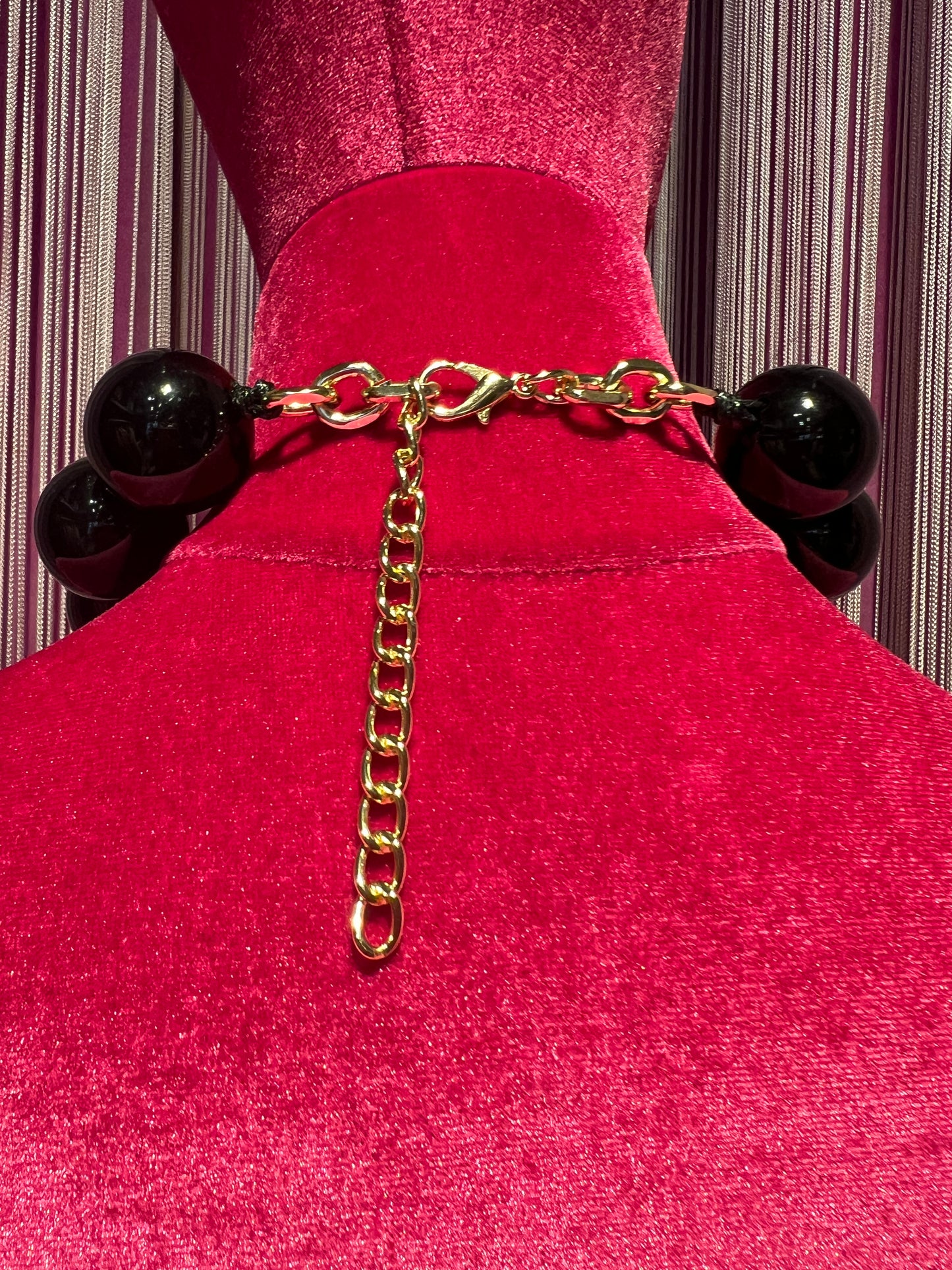Collana girocollo perle grandi nera