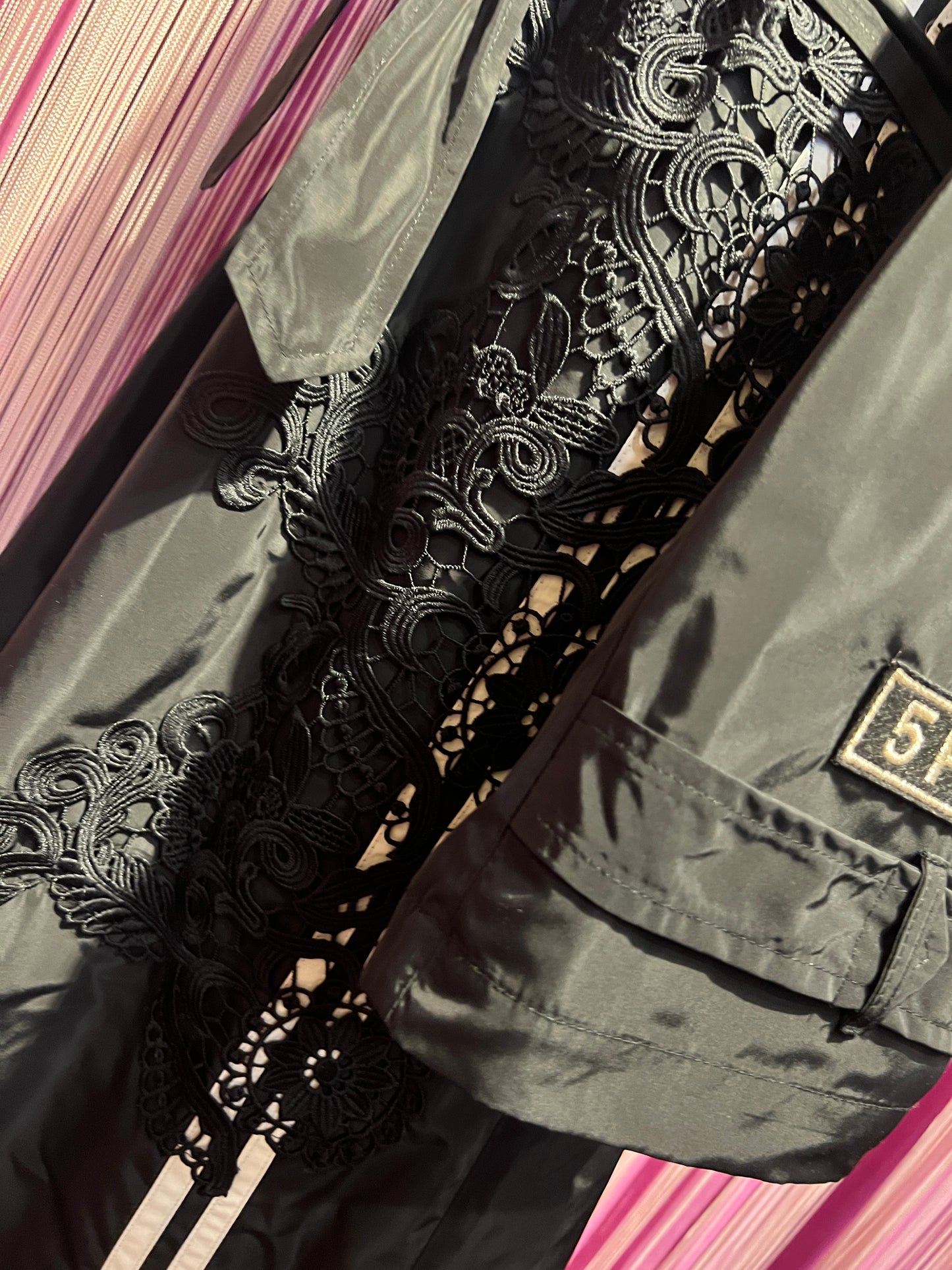 5 Progress -40% di sconto trench in tessuto tecnico con applicazione pizzo