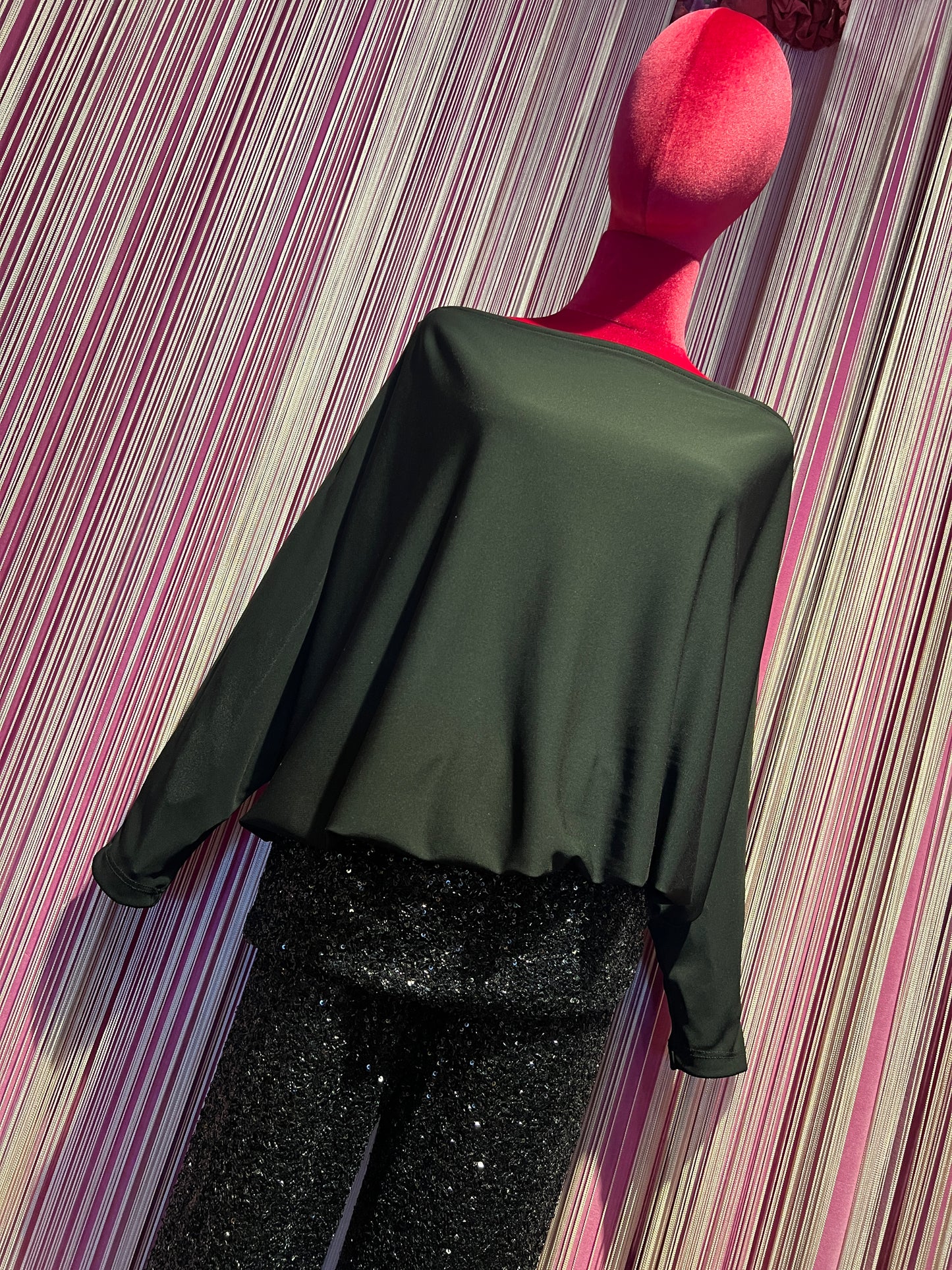 The room completo nero blusa e pantalone dí paillettes