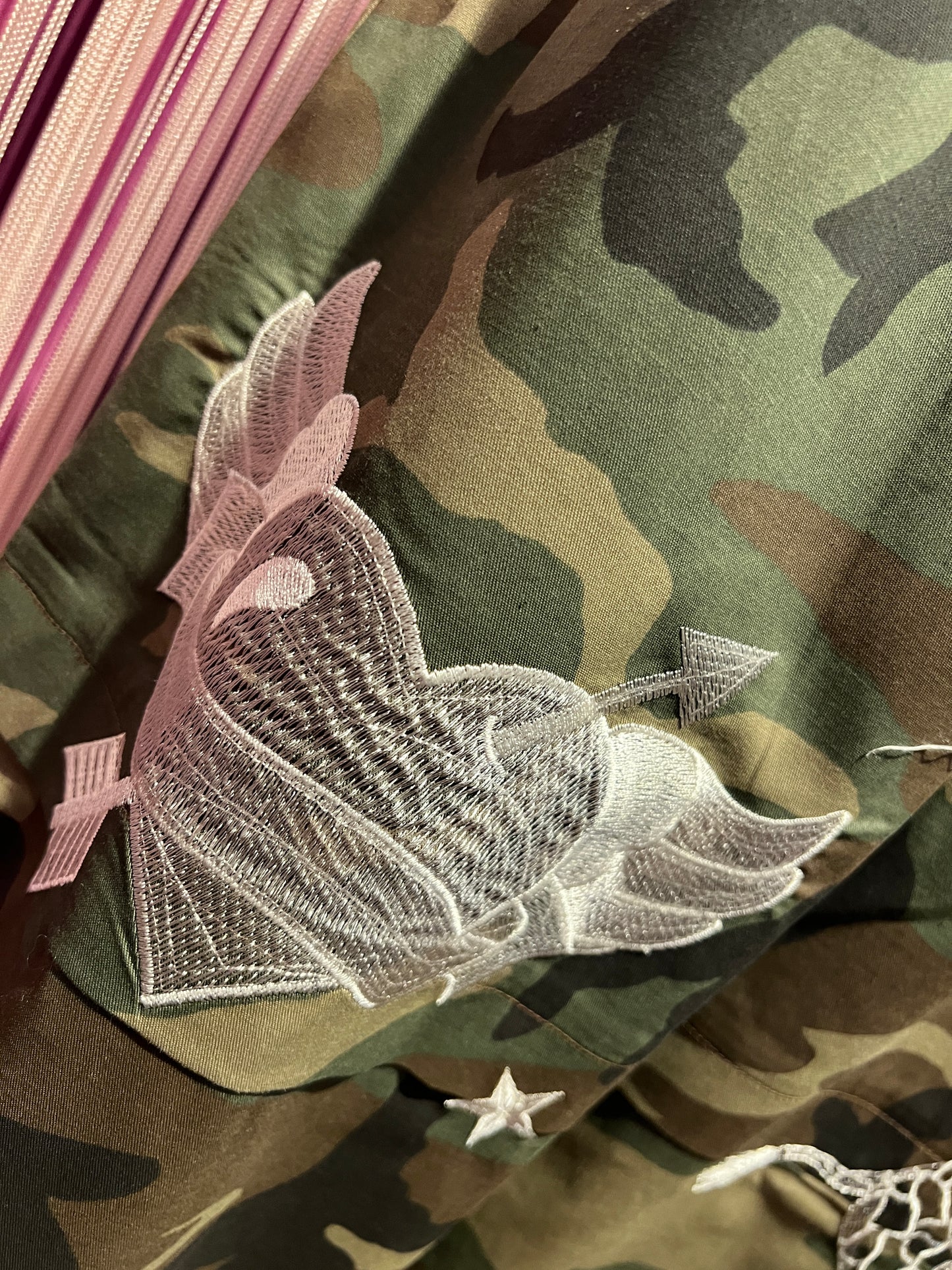 5 Progress pantalone cargo camouflage con ricami tattoo