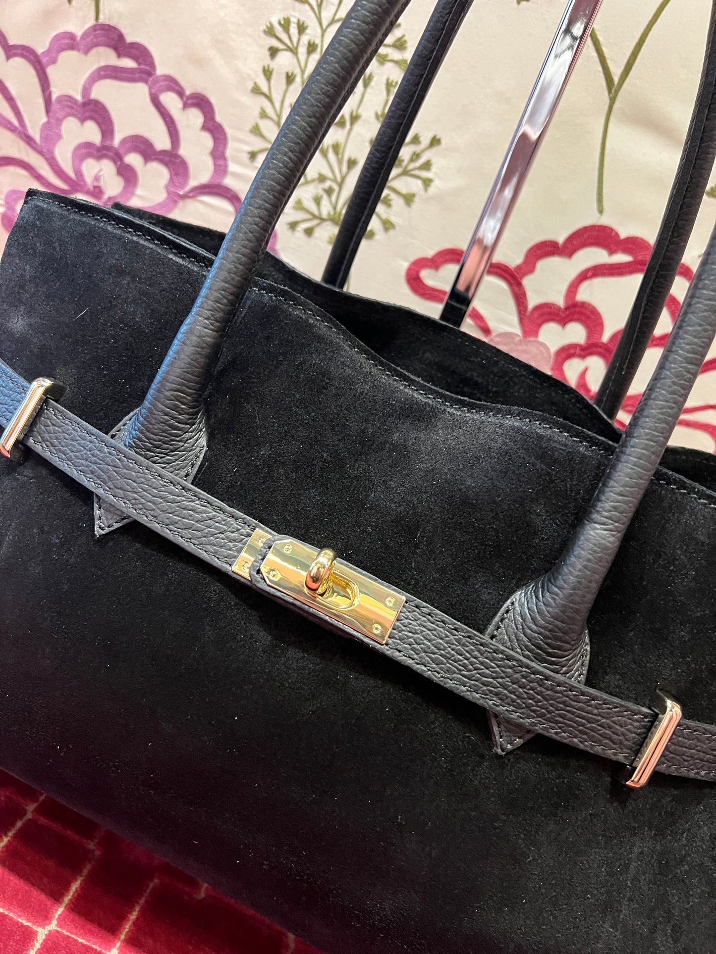 Love & roses borsa due manici nera con frange e tracolla