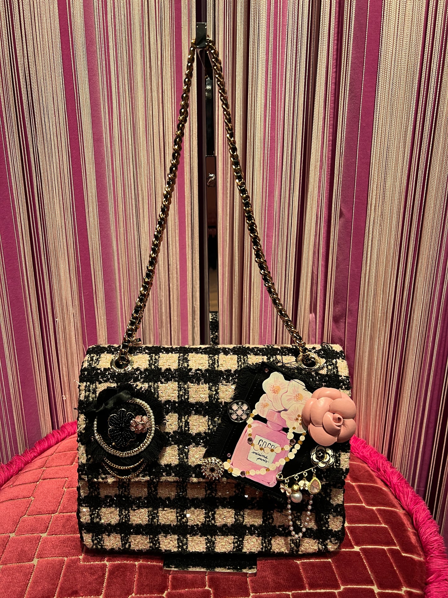 Minime Paris borsa tweed nera e rosa doppia catena