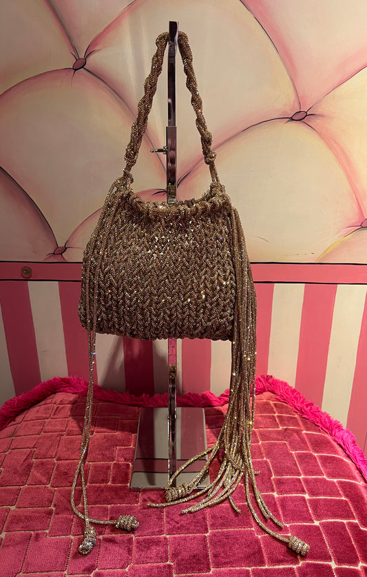 Borsa motivo intrecciato cristalli dorati frange cristalli