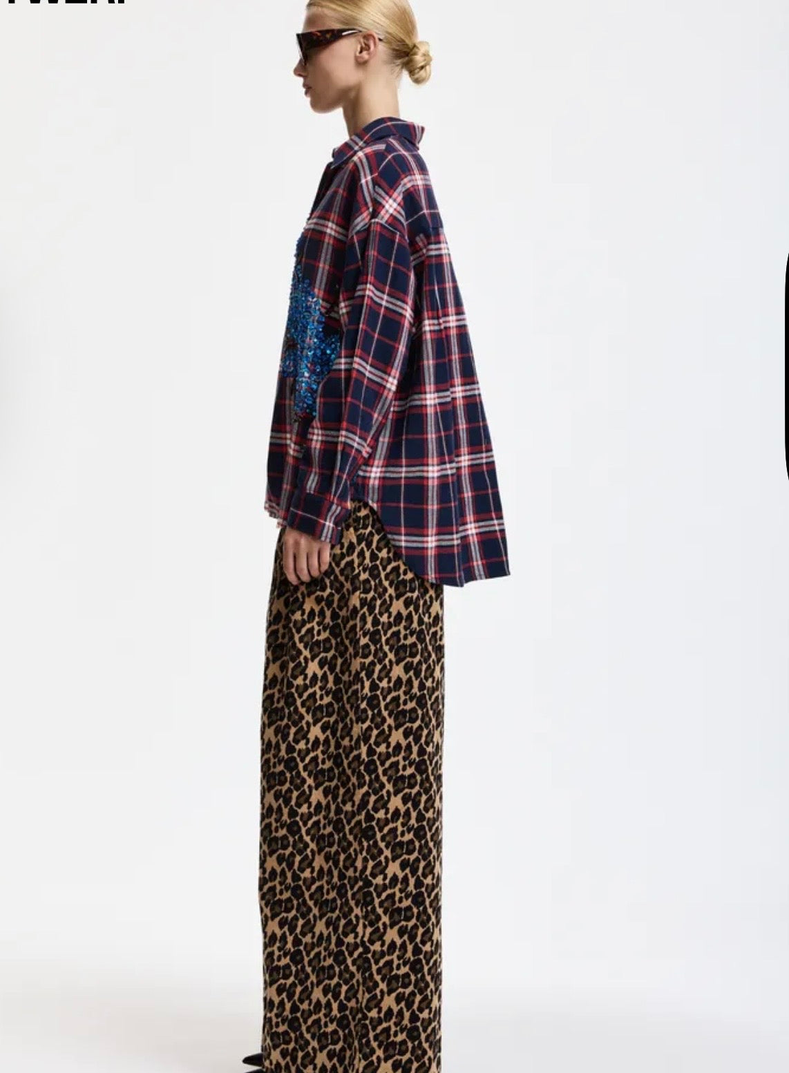 Essentiel antwerp pantalone gamba larga stampa leopardata marrone e nera
