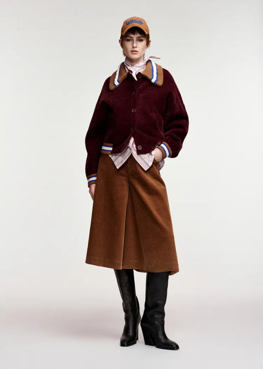 Essentiel antwerp cardigan bordeaux con colletto decorato con perline bianche , toni del marrone blu e bianco sporco