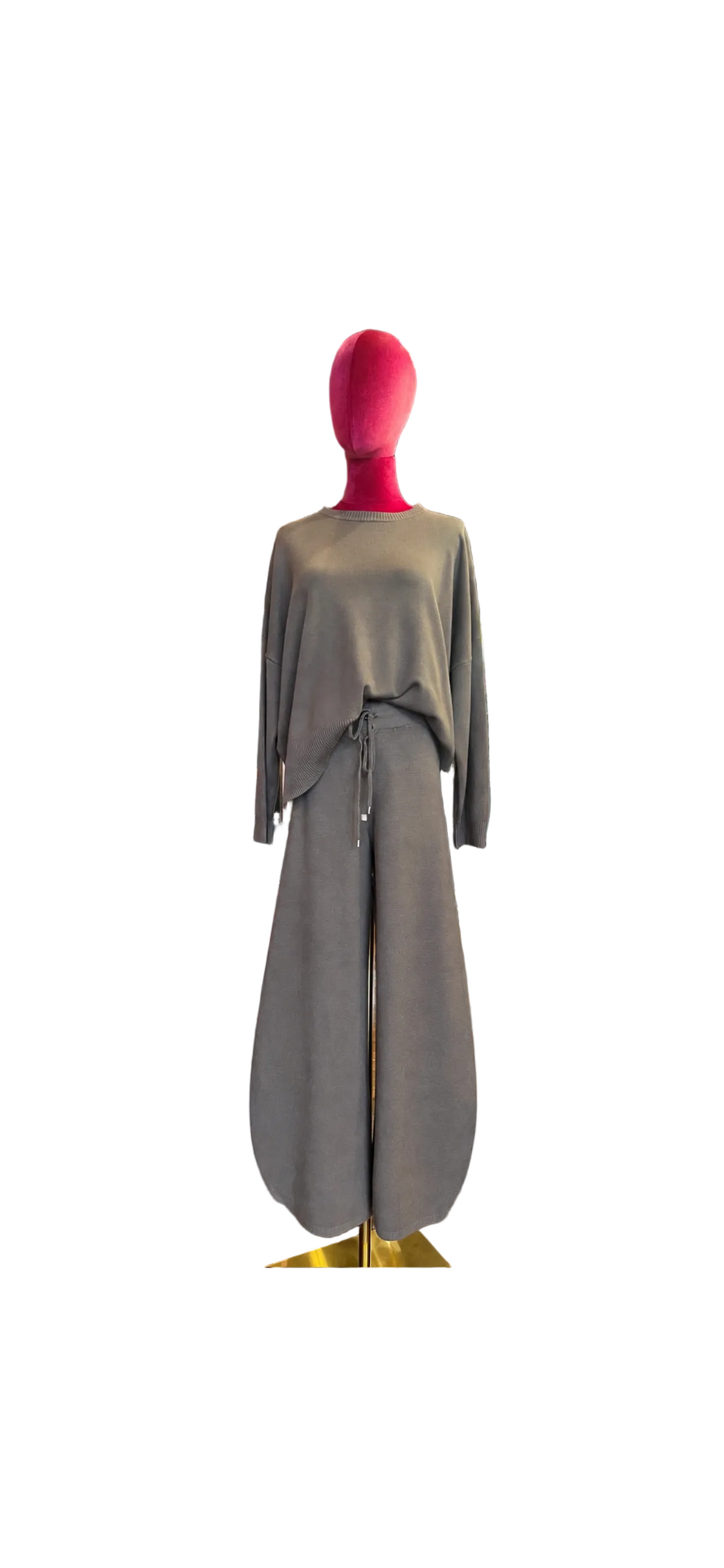 The room completo tre pezzi taupe gilet in simil pelliccia pantalone e maglia