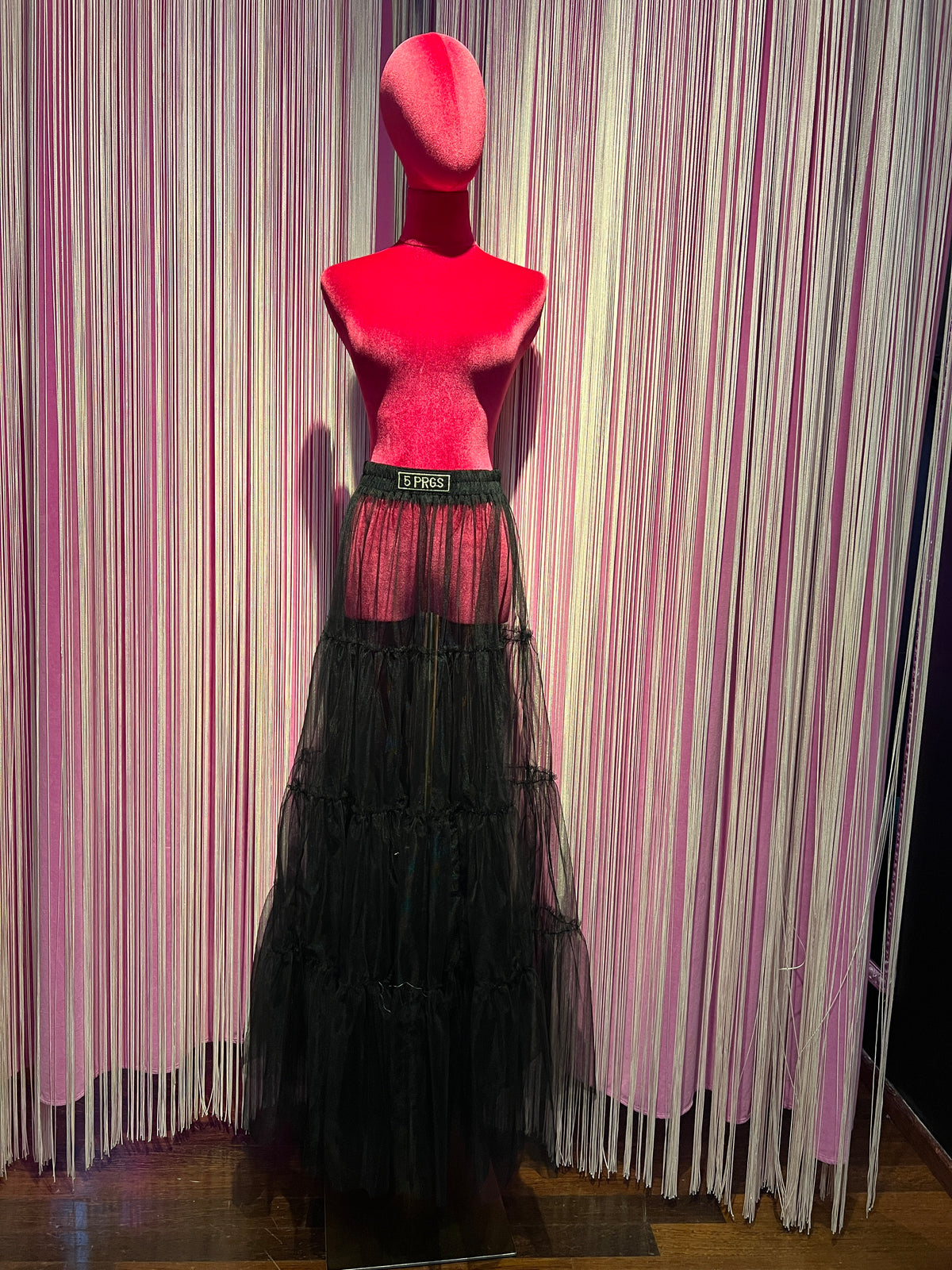 5 Progress gonna lunga check grigia marrone con gonna di tulle
