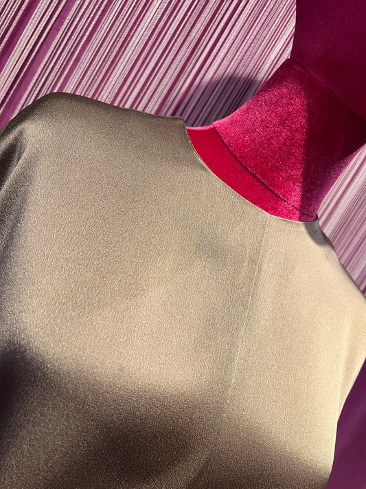 Semicouture abito corto in satin modello poncho colore taupe