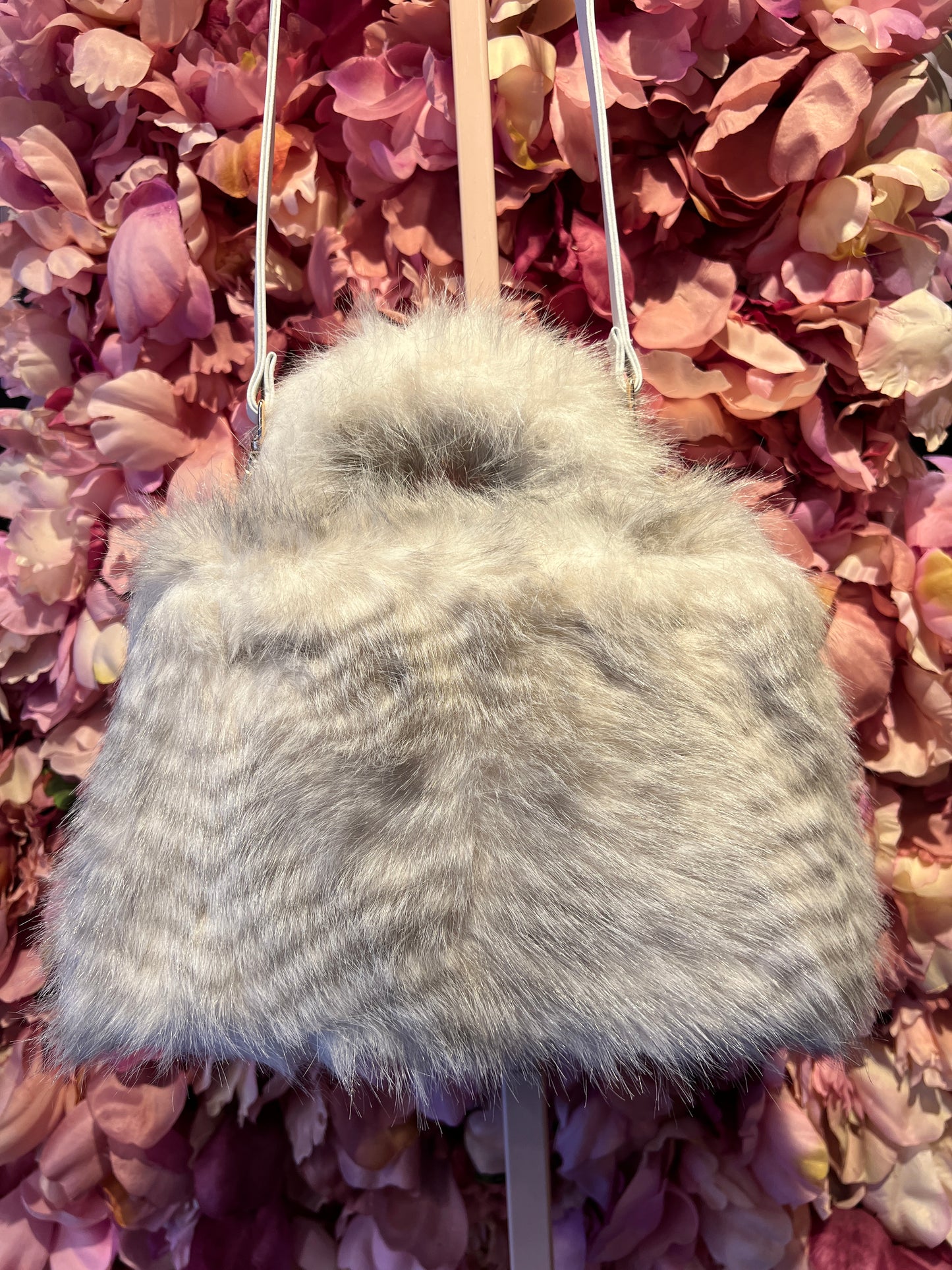 Snow-up Milano borsa ecopelliccia ed ecopelle con tracolla colore bianco e grigio