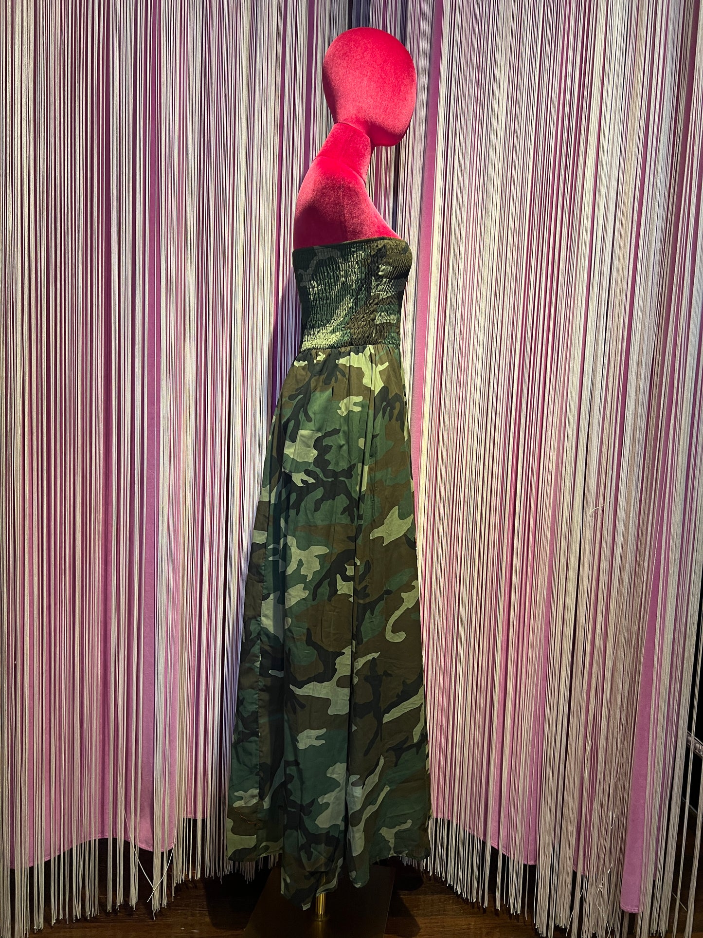 Mon amour Paris abito a fascia elastica camouflage con applicazione fiore paillettes