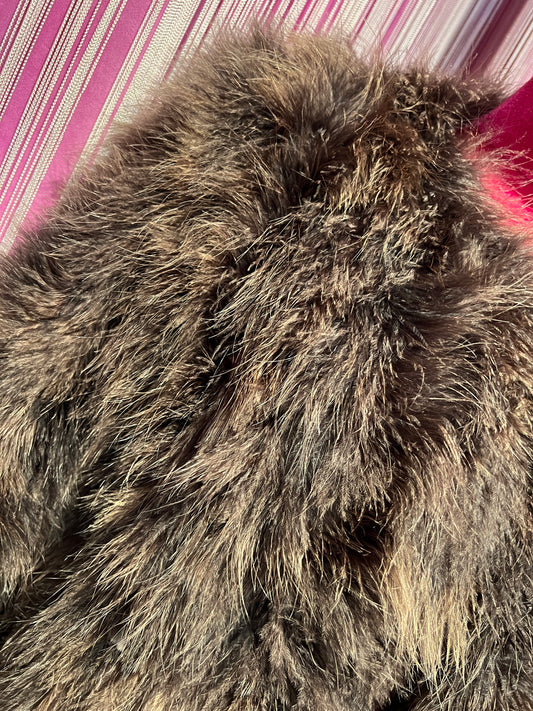 11 Love is glamour cappotto cioccolato piume maniche 3/4