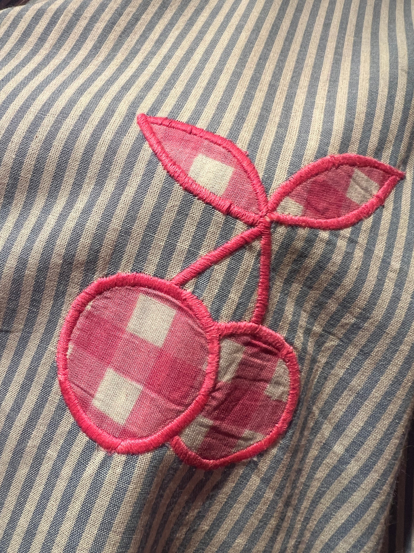 Mon amour Paris camicia righe celesti colletto e polsi a quadretti rosa e bianco che n ciliegie