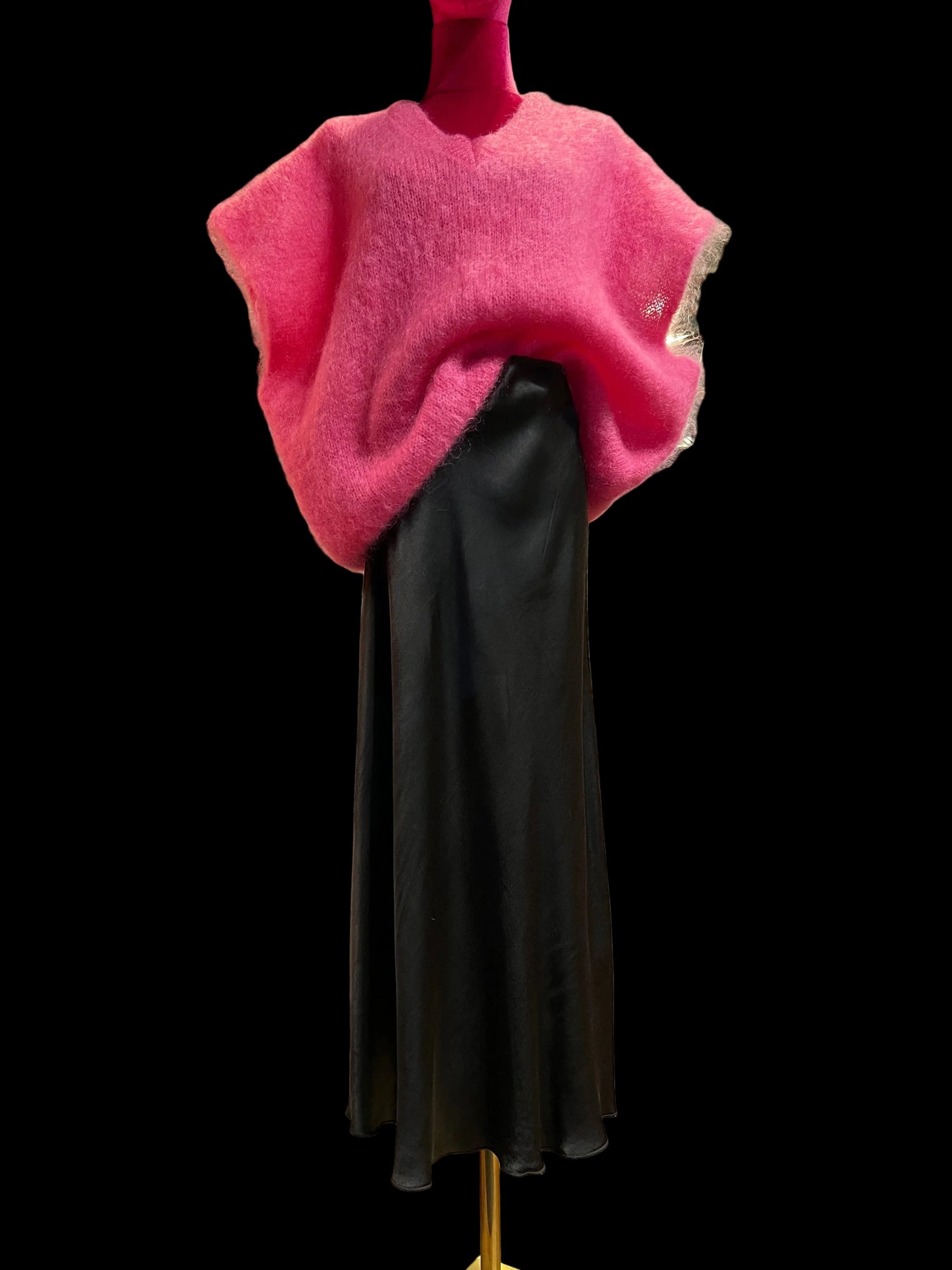 Love & roses completo gilet over mohair rosa bubble e gonna a sirena in satin  cioccolato fondente