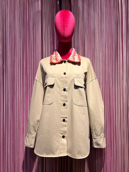 Sincere Paris giacca camicia beige con colletto lavorazione crochet