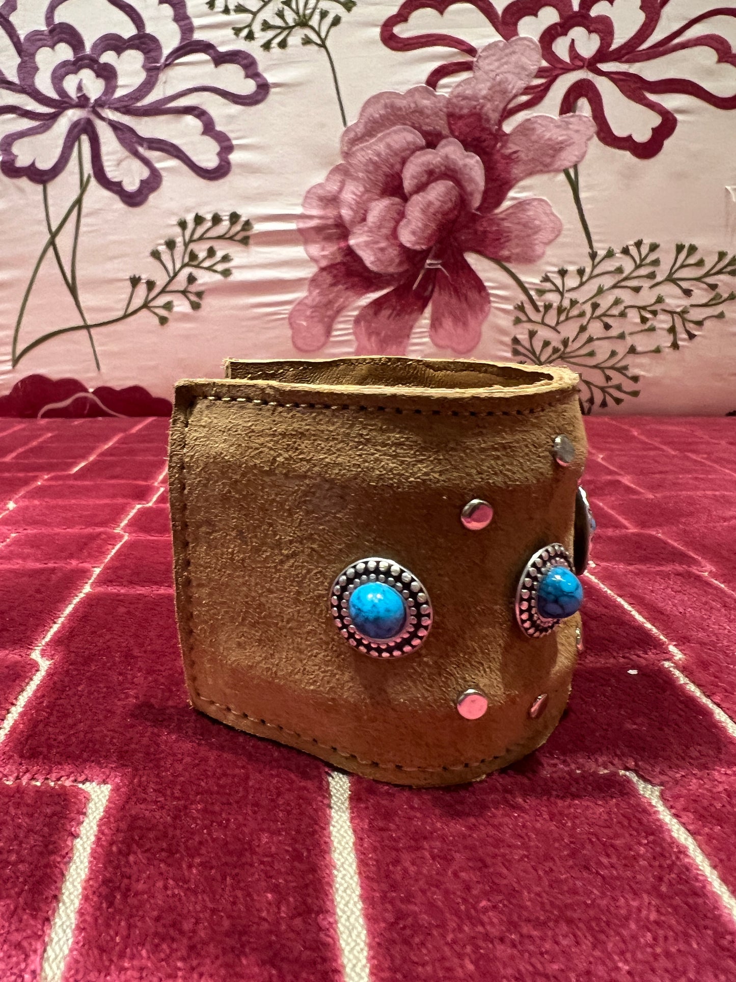 Manuela Ajo creazioni Bracciale regolabile renna con applicazioni pietre azzurre