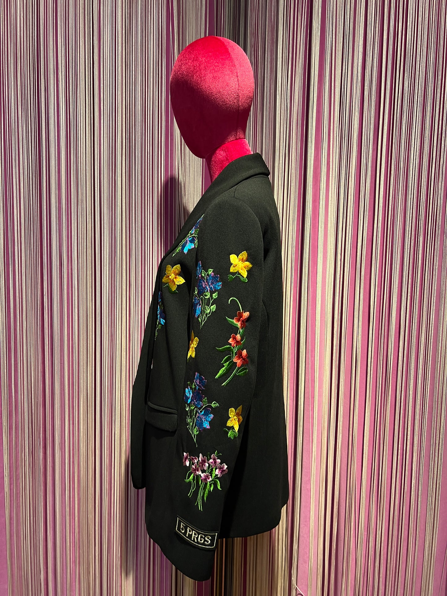 5 Progress giacca nera con decorazione floreale
