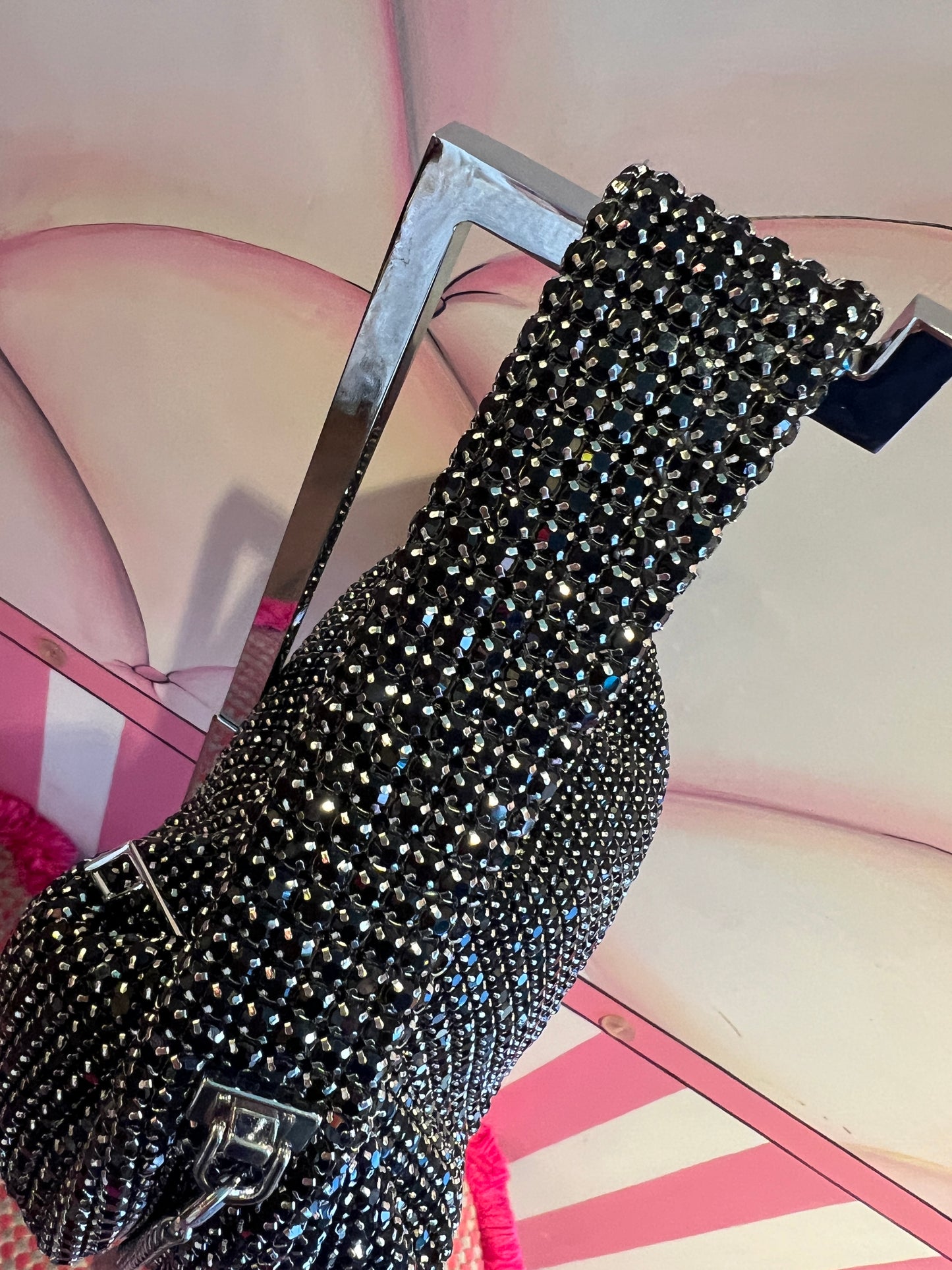 Love & roses borsa a mano full strass nero con tracolla argentata