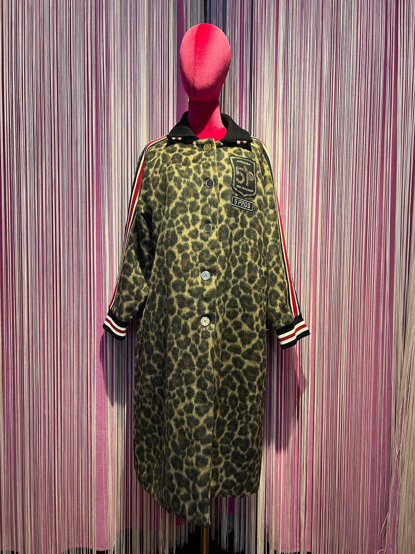 5 Progress cappotto lungo maculato  con patch di paillettes
